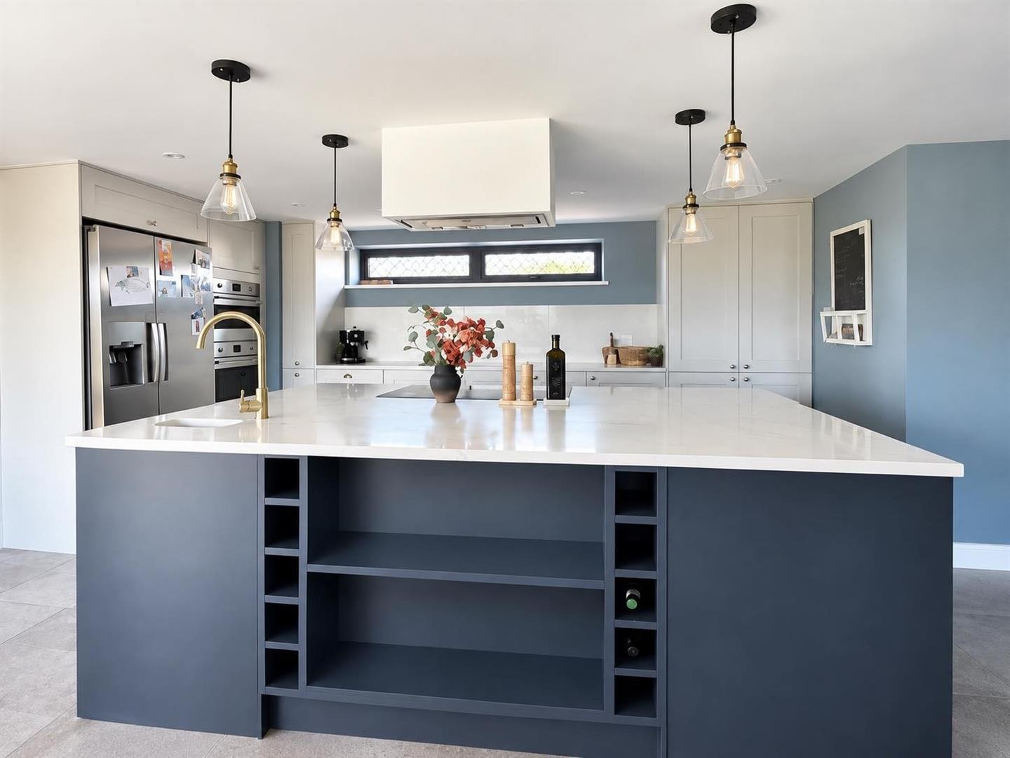 Kitchen 2.jpg